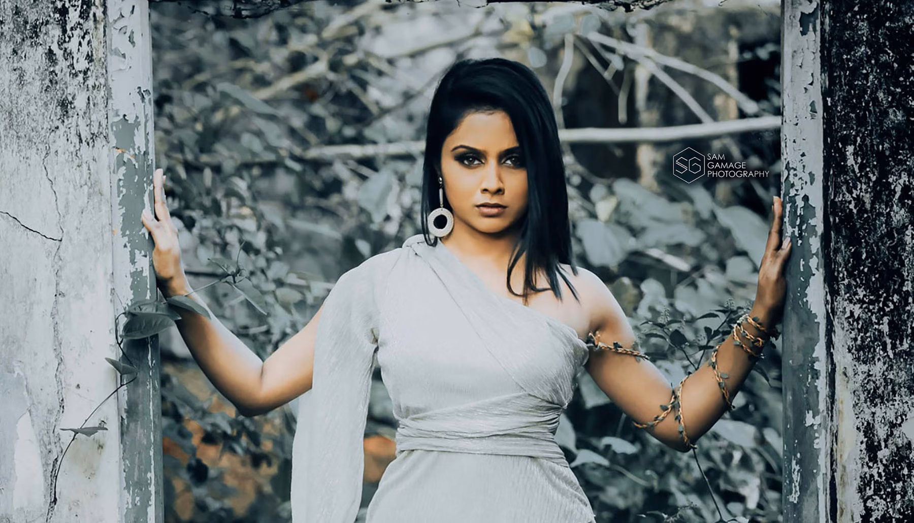 Sri Lankan model Shani photoshoot - Trending Sri Lankan girls fashion & glamour shoot | YOU Magazine