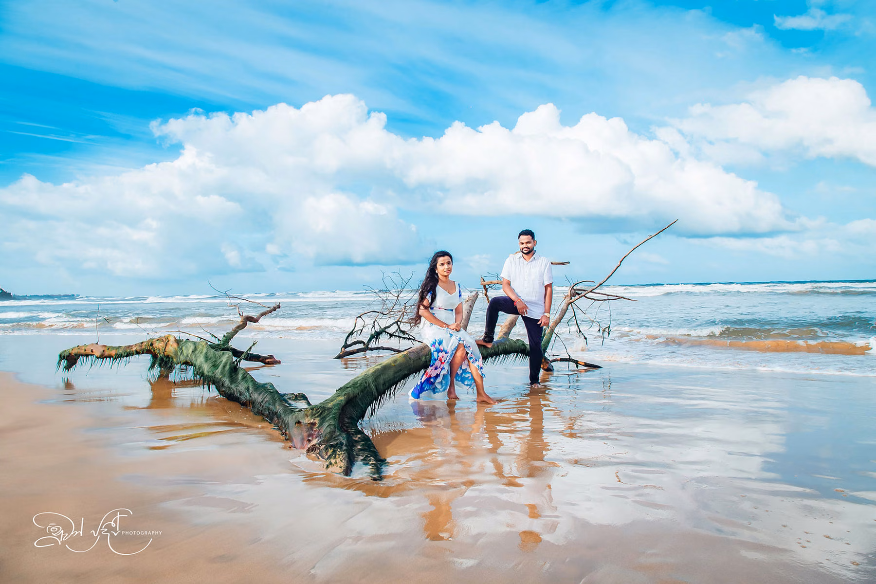 Kandyan bridal photoshoot & wedding album Dilum & Adeesha - YOU Magazine Sri Lanka