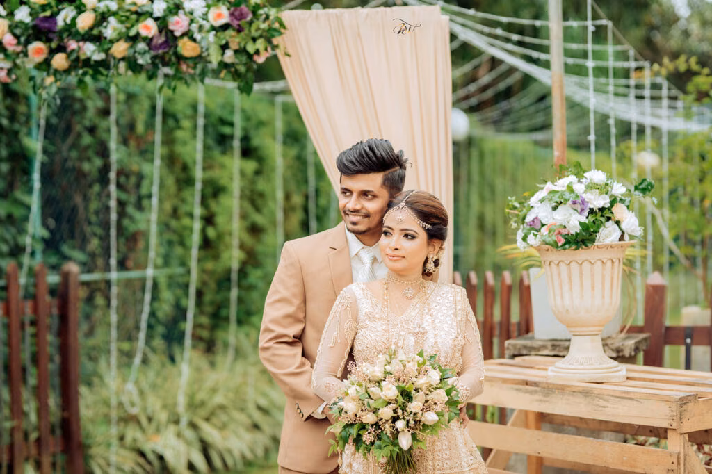Sri Lankan wedding & bridal photoshoot Sarani & Dhanush - Romantic couple photography | YOU Magazine LK