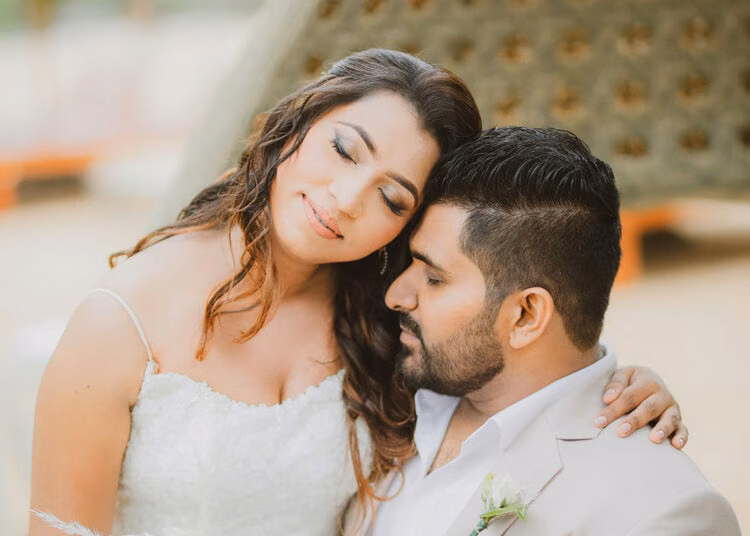 Sri Lankan wedding & bridal photoshoot Chathuri & Thilanka - Romantic couple photography | YOU Magazine LK