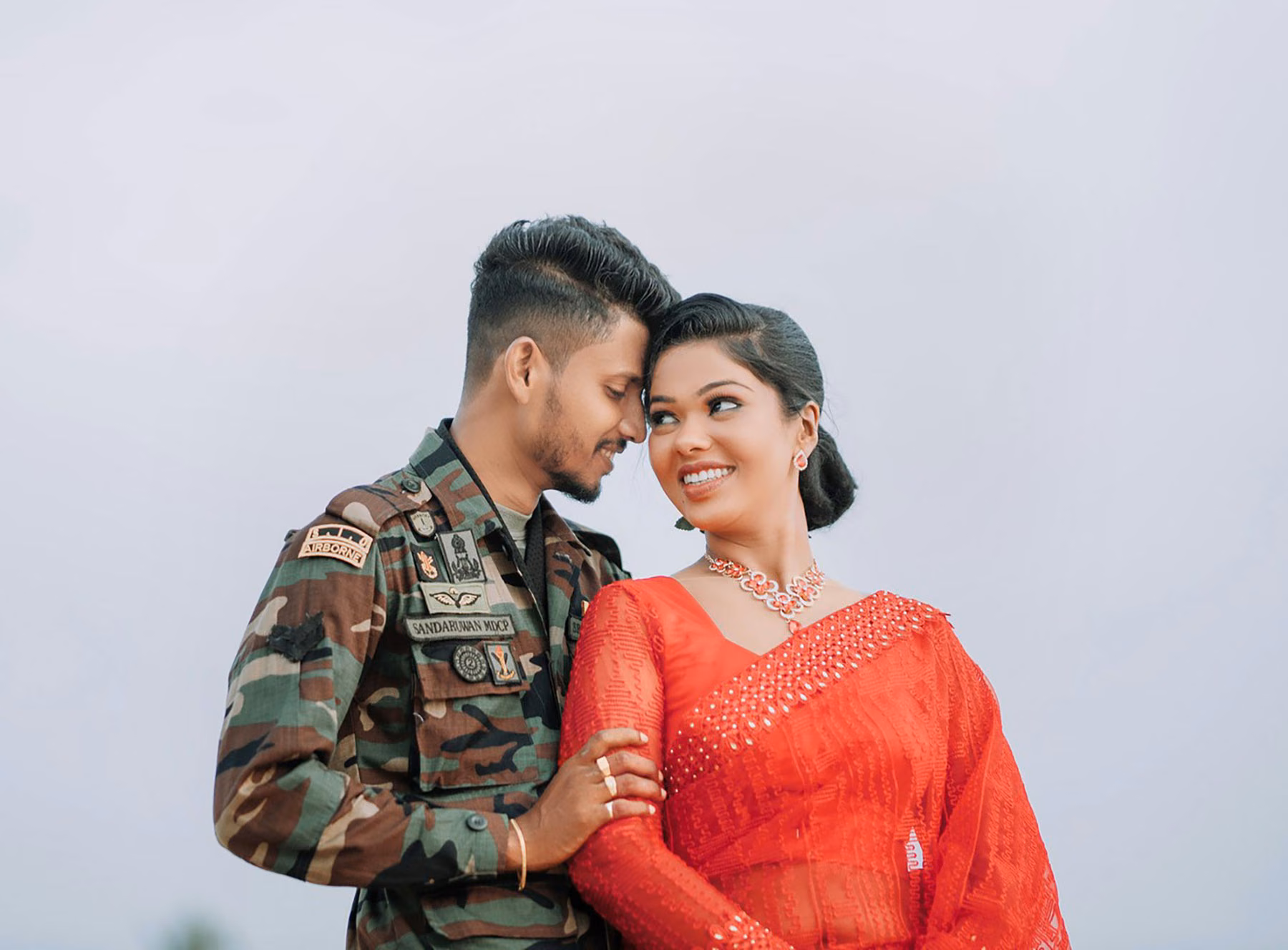 Sri Lankan wedding & bridal photoshoot Sakuni & Sandaruwan - Romantic couple photography | YOU Magazine LK