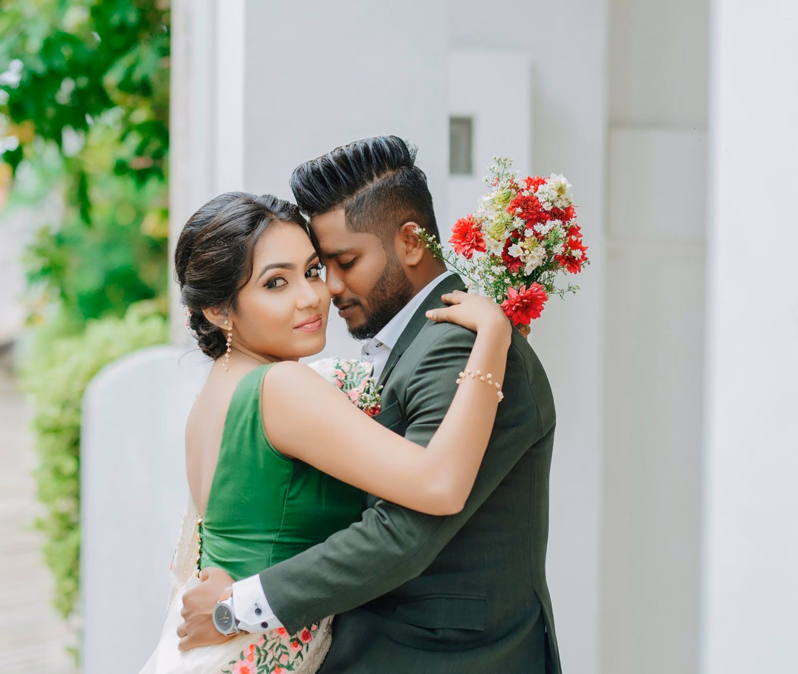 Sri Lankan wedding & bridal photoshoot Sajini & Kasun - Romantic couple photography | YOU Magazine LK