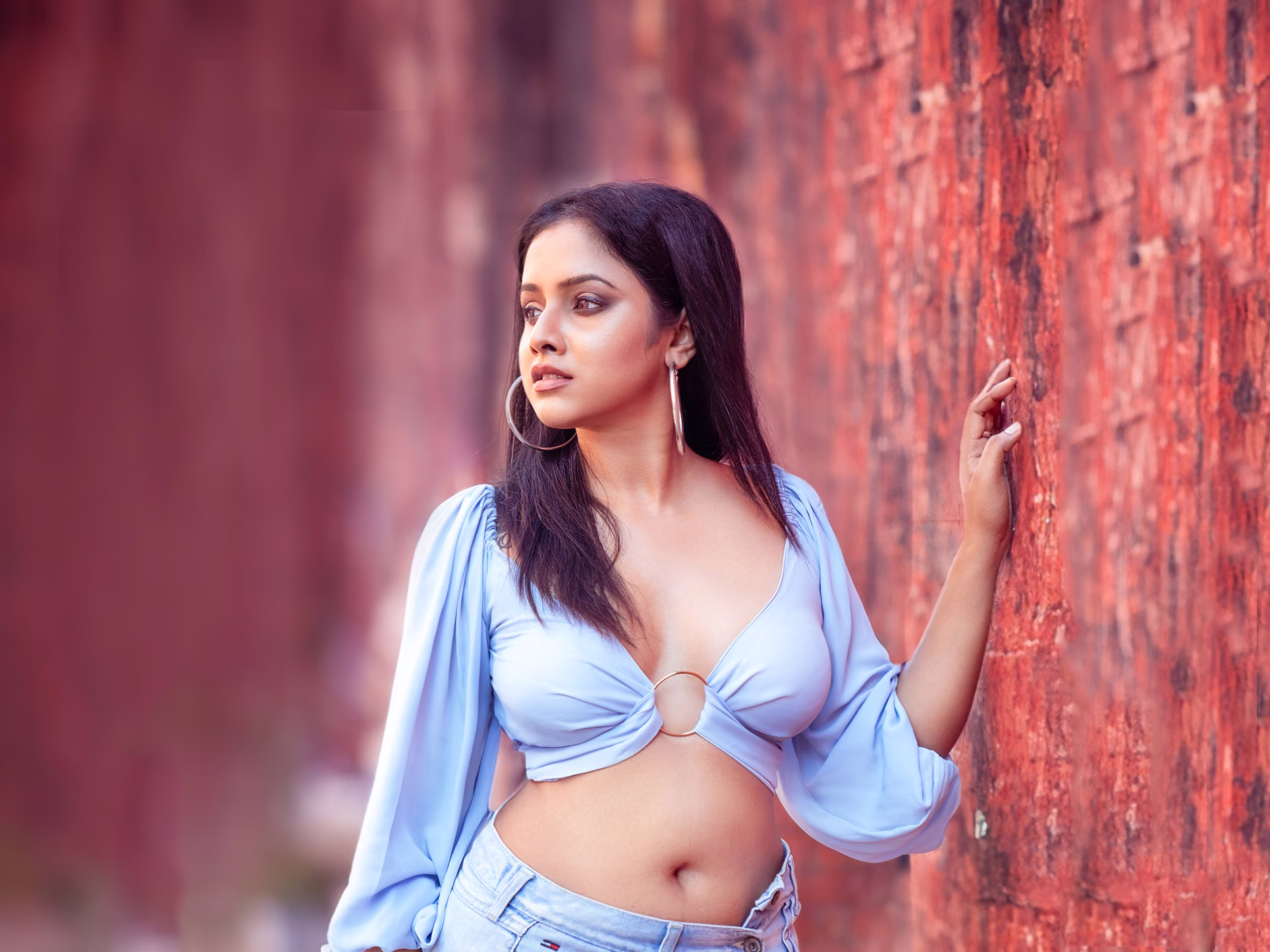 Sri Lankan wedding & bridal photoshoot Shani Vidnika - Romantic couple photography | YOU Magazine LK
