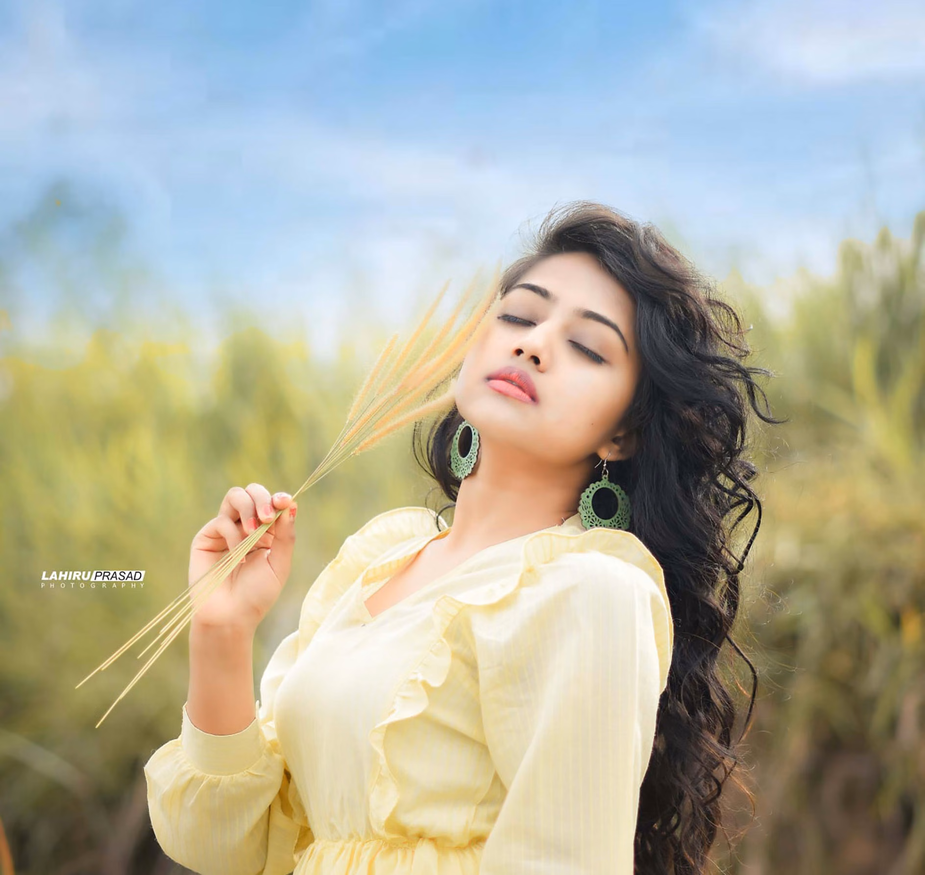 Sri Lankan girls photoshoot - Beautiful Sri Lankan model Manishika fashion shoot in Colombo | YOU Magazine