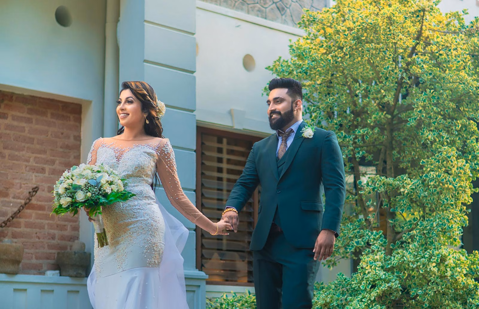 Sri Lankan wedding & bridal photoshoot Darshi & Madusanka - Romantic couple photography | YOU Magazine LK
