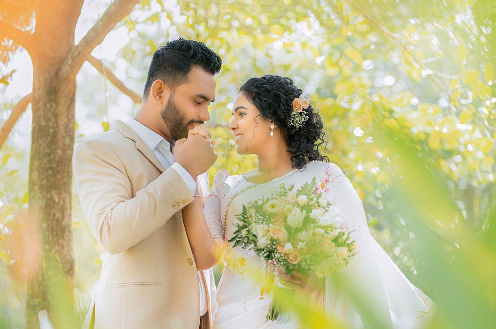 Sri Lankan bridal photoshoot - Beautiful Sri Lankan girl Nilanka & Sanjeewa wedding & preshoot | YOU Magazine LK