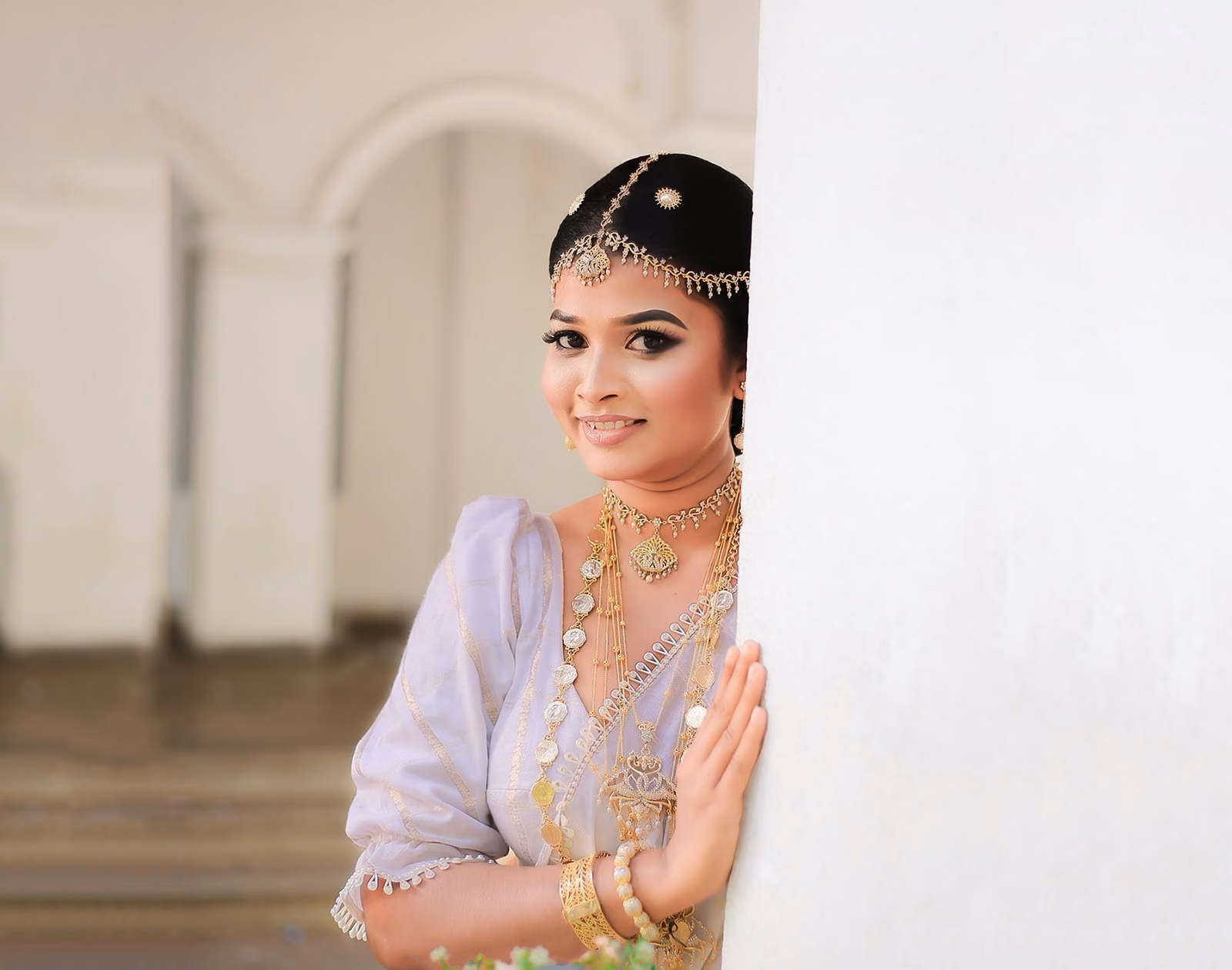 Sri Lankan bridal photoshoot - Beautiful Sri Lankan girl Minoli wedding & preshoot | YOU Magazine LK