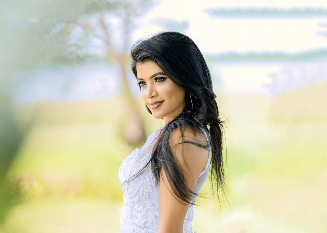 Sri Lankan girls photoshoot - Beautiful Sri Lankan model Nadee fashion shoot in Colombo | YOU Magazine